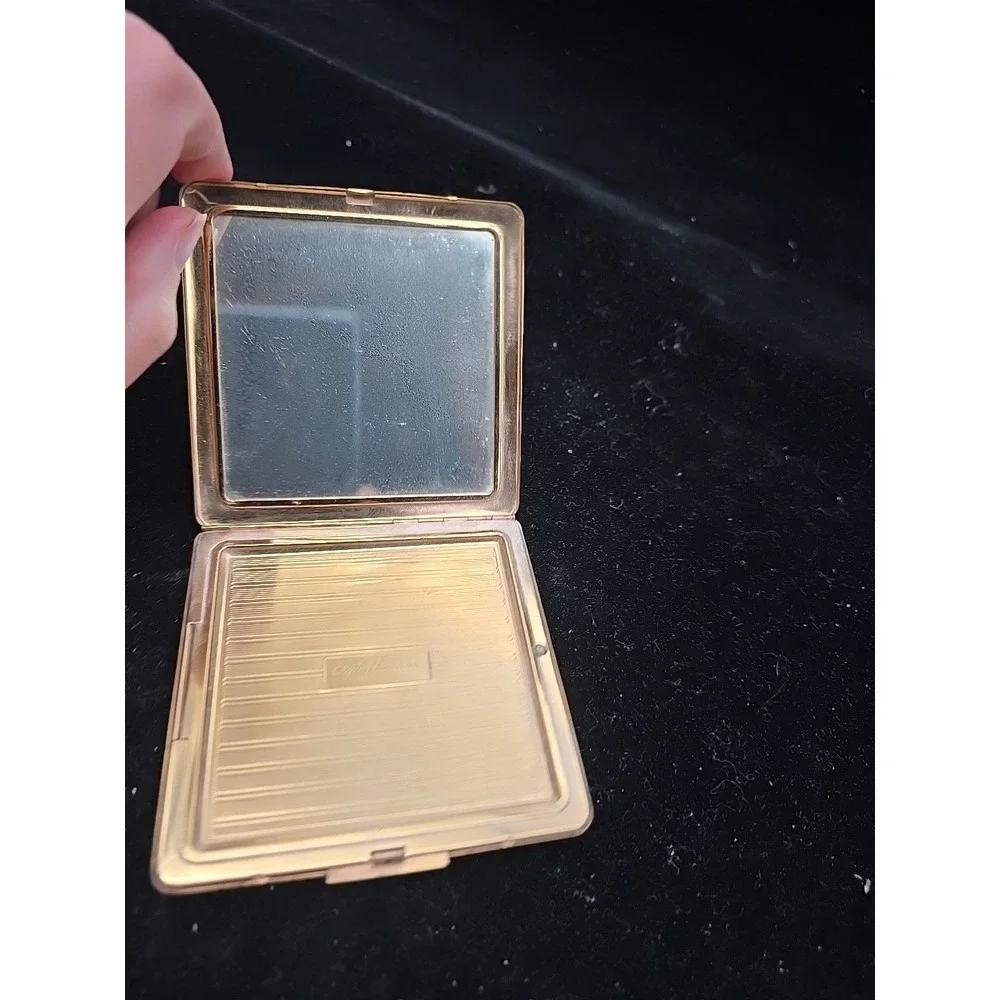 Vtg 1950s Elgin American Gold Tone Powder Compact Etched Top Case Square Brass